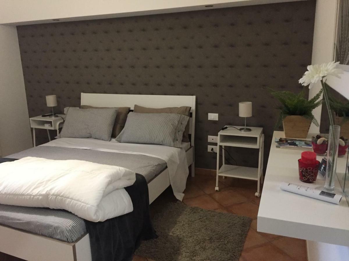Etna Holidays Home Sereleo Santa Venerina Exterior photo